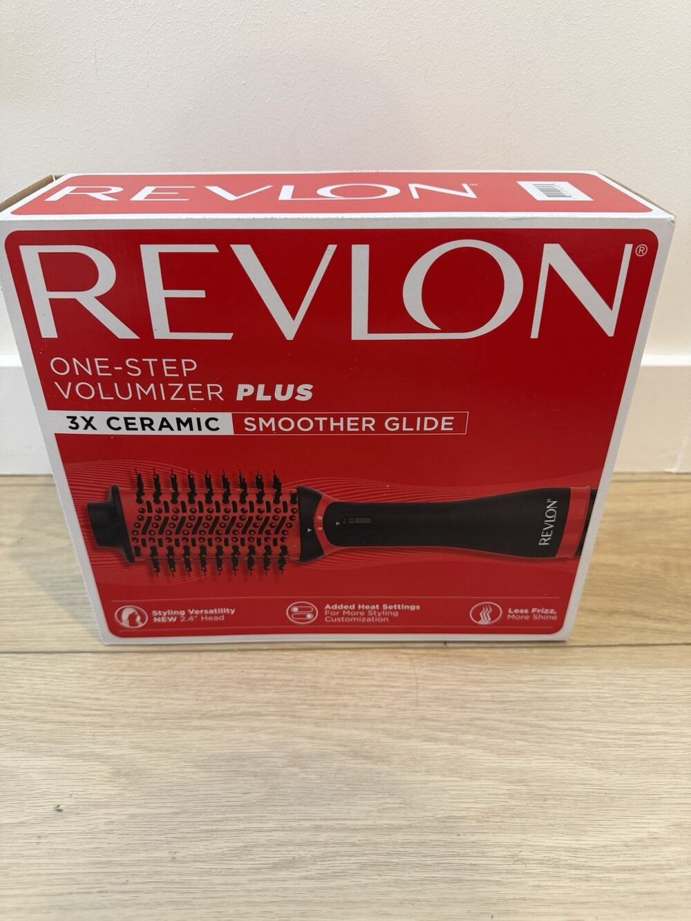 Revlon One-Step Volumizer Plus 3X Ceramic Hair Dryer Brush. New In Box!